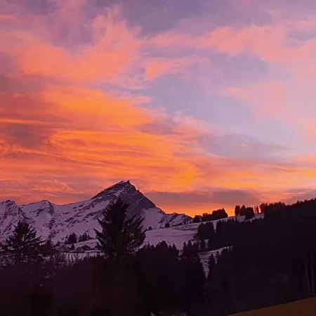 In Village 公寓 Trans